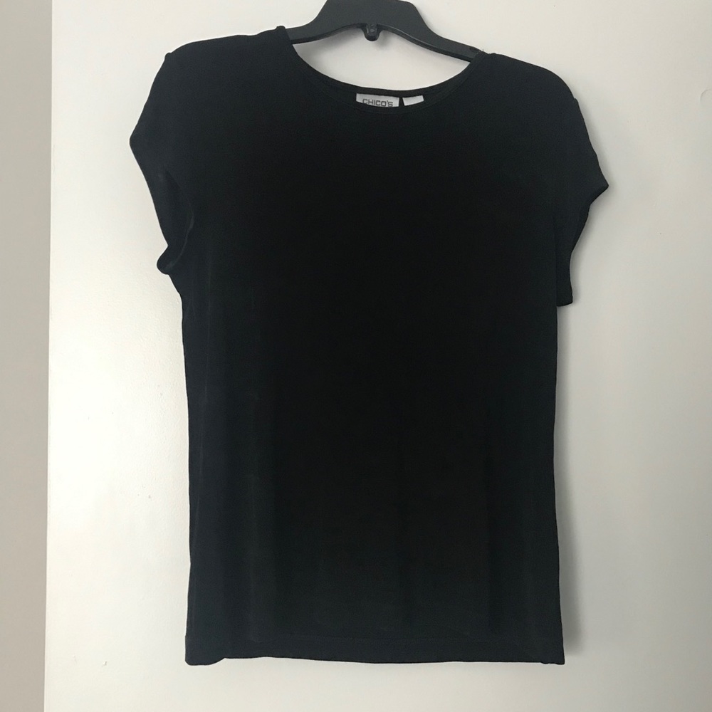 Plain black short sleeve shirt.